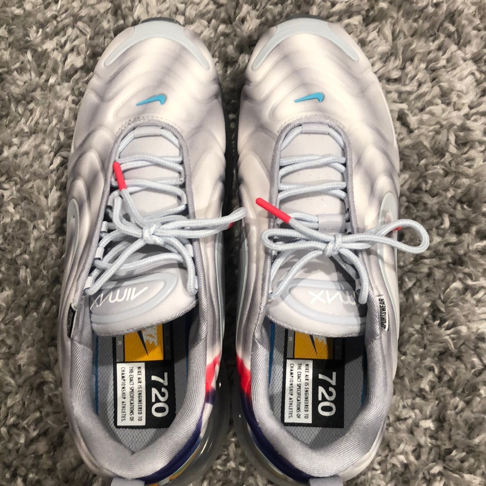 Nike Sneakers